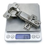 Real weight test of iron hydraulic door hinge from China hardware factory